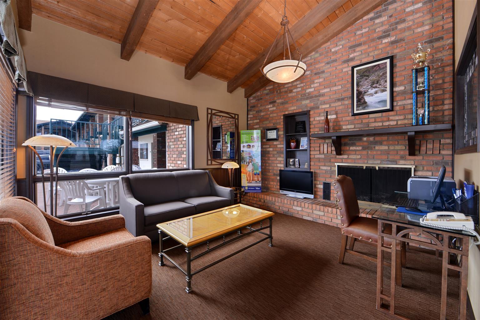 Best Western Arizonian Inn Холбрук Экстерьер фото