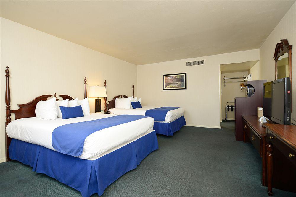 Best Western Arizonian Inn Холбрук Экстерьер фото